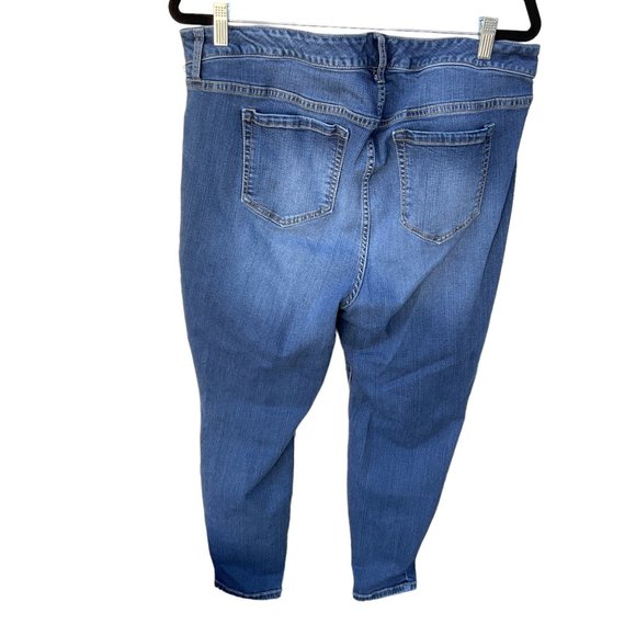 Torrid Premium Woman's Distressed Denim Blue Jeans Size 20R High Rise Curvy - Picture 8 of 16